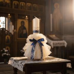 Ie Traditionala Lumanare de botez alba cu funda albastra si dantela fin