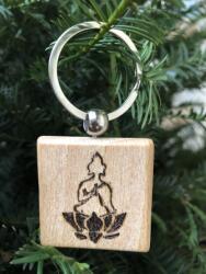  Fa kulcstartó Buddha lótuszon