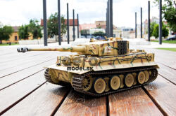 Torro RC Tiger I Tank IR 1: 16, 2.4GHz, hang, kamuflázs (UF/00808)