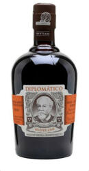 Destilerias Unidas S. A Diplomatico Mantuano Rum 0.35l 40%