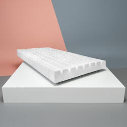Rehafund RehaComfortPro kockázott felületű, nyomáselosztó ápolási ágymatrac 200X90X15 cm vízálló elasztikus huzattal