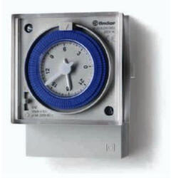 Finder Kapcsolóóra homloklapra mech. napi és heti 1CO(váltó) 230V 12.31. 8.230. 0000 FINDER (12.31.8.230.0000)