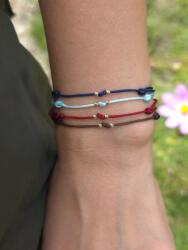Kathryn' s bracelets Златна гривна с червен конец Безкрайност