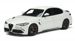 OTTOMobile Model de colecție OTTOMobile Modern: mașini - ALFA ROMEO GIULIA QUADRIFOGLIO BLANC (2019) (OT839)