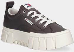 Tommy Hilfiger bőr sportcipő TJW VULC FLATFORM LEATHER - barna Női 40