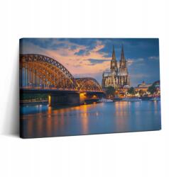 Wallfluent Fotó Falikép Canvas Irodába Könnyű Összeszerelés Kilátás A Városházára 30x20 cm (010030010150000075916)