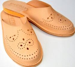  Topánka 41-es bőr hegyi papucs (41j)