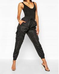 Boohoo Nadrág Casual Jogger Fekete 42 XL