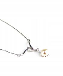  Elegáns ezüst nyaklánc gyönggyel F104