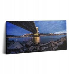 Wallfluent Vászonkép Ajándék ötlet az ágy fölé Sziklás part a híd alatt (010030010010000075732)