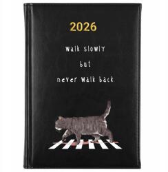 FunnyCase Könyvnaptár 2026 Walk Slowlu Cipő Never Walk Back Fekete Ajándék Wz (KalendarzWALK SLOWLU BUT NEVER WALK BACK)