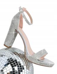 Shein Szandál Ezüst Strasszokkal 38__38 (sx2310077169264999)