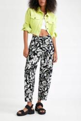Desigual Fekete 7/8-OS Nadrág, virágmintás, Size XS (22WWPWX0_2000)