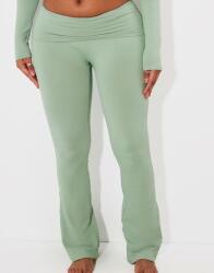 Prettylittlething Zöld Klasszikus Testhezálló Alacsony Derekú Nadrág Prettylittlething 34