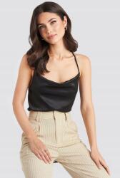 NA-KD Fekete Vállpántos Felső 34