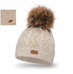PaMaMi Női téli sapka elegáns Pamami bézs pomponnal Lengyel nude 20561 (20561 czapka damska Pamami na zimę)