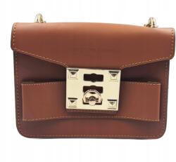  Christian Laurier Turner Camel Táska