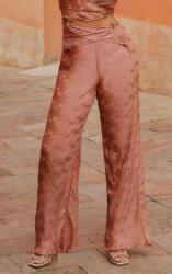 Prettylittlething IC03206 Magas Derekú Prettylittlething Textur Nadrág (10) Xxs