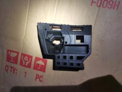 Skoda OE Lökhárító sikló konzol első jobb széles Skoda Octavia III