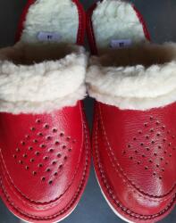  Topánka 41 Hegyi bélelt papucs (41oc)