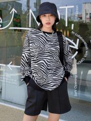 Dazy LC32204 Dazy Melegítőfelső Oversize Zebra Kontraszt (38) L