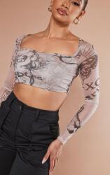 Prettylittlething Bézs Klasszikus Crop Top Hosszú Ujjú Nyomtatással Prettylittlething 40