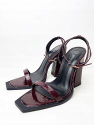 Nasty Gal A24107 Nasty Gal Magassarkú Szandál 36-OS (543253)