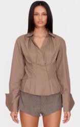 Prettylittlething DC26206 Prettylittlething Bézs, karcsúsított szabású, hosszú ujjú ing (34) S
