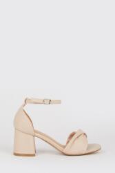  Bézs Magassarkú Szandál Öko Bőr Klasszikus Sima Szövésű Wallis 40 (BYY06252)