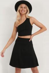 NA-KD K2A102*NA-KD Felső Fekete Testhezálló Basic 34XS 1AAA