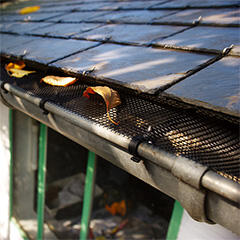 Nortene Ereszcsatorna védőháló Leaf Protec (6 méter, 15 db rögzítővel) külső vagy belső peremes csatornához (140084)