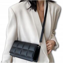 EdiBazzar Elegáns női Kistáska válltáska fekete színben Steppelt műbőr Postás Táska (Pikowana Torebka Na Ramię Listonoszka Czarna)