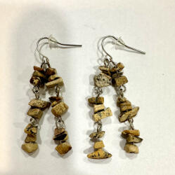 Földszív - jáspis hatású bizsu fülbevaló (asvanyfuli1)