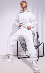 Prettylittlething Szürke Melegítőnadrág Gumis Derék Zsebek Feliratok Prettylittlething L