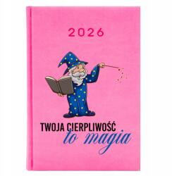 FunnyCase Naptár Rózsaszín A5 2026 Ajándék Tanárnak Türelmed Varázslat (Kalendarz Różowy Twoja Cierpliwość To Magia)
