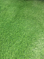 SRILANKA Gazon Artificial Sri Lanka, Inaltime Fir 40 mm, Latime 1m, Marime 100 x 900 cm, Verde, Antialergic, Polipropilena, Curte, Terasa, Balcon, Piscina, Loc de Joaca, Gradinita, Cresa, Teren Sportiv (GAZON  Covor