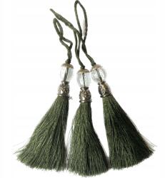 Gipiurowo Ezüst színű gyöngyökkel díszített fülbevaló, zöld, 9 cm (chwost)