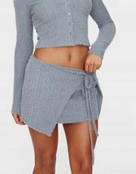 Prettylittlething Szürke Szőrös Miniszoknya Aszimmetrikus Kötés Prettylittlething 42