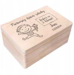 Creative Deco Fából készült ajándékdoboz iskolai emlékeknek, gravírozott, 30x20 cm (JANCDSD130BCUSTOMSCHOOLDAYBOYFBM)