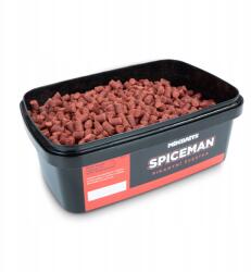 Mikbaits Spiceman pelletek 700g Pikáns szilva 6mm (8595602245864)