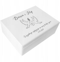 Creative Deco Esküvői ajándékdoboz gravírozással Esküvői ajándék monogrammal 40x30x14 (JANCDSD140BCUSTOMWEDDOVESTPTFBM-W)