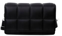 EdiBazzar Kis Méretű Női Steppelt Kockás Mintás Fekete Válltáska Postás Táska Műbőrből (Torebka Pikowana Czarna Na Ramię Listonoszka)