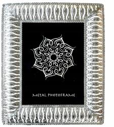  Dekoratív fém képkeret fotókeret 18 x 23 cm ezüst színű (AC50007)