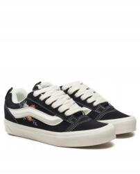Vans Knu Skool fekete hímzett virágmintás VN000CS0F2B1 (VN000CS0F2B1)