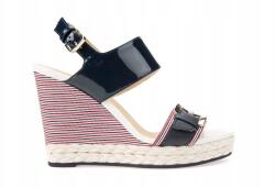 Geox D Janira E női szandál, sötétkék bőr, 39-es méret (D82P6E00254C4002)