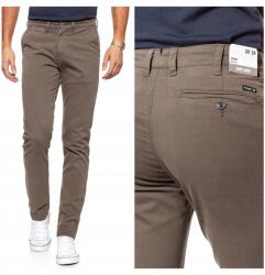 Wrangler Férfi chinos nadrág Wrangler Chino 28/32 (W16L-RN-455 W16LRN455)