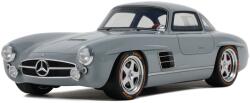 GT Spirit Model de colecție GT Spirit Modern: Mașini - Mercedes-Benz S-Klub Gullwing (Grey) (2019) (GT418)