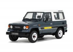 OTTOMobile Model de colecție OTTOMobile Modern: mașini - TOYOTA LAND CRUISER LJ 73 (GREY) (1987) (OT437)