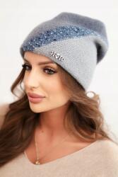 Kesi Női téli sapka bolyhos kötött anyagból, dekoratív grafit applikációval S (5907302138439)