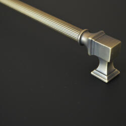 Ferretto handles BU_015_960_04ST Vintage stílusú, fém bútorfogantyú, bronz színű, strukturált felülettel (BU_015_960_04ST)